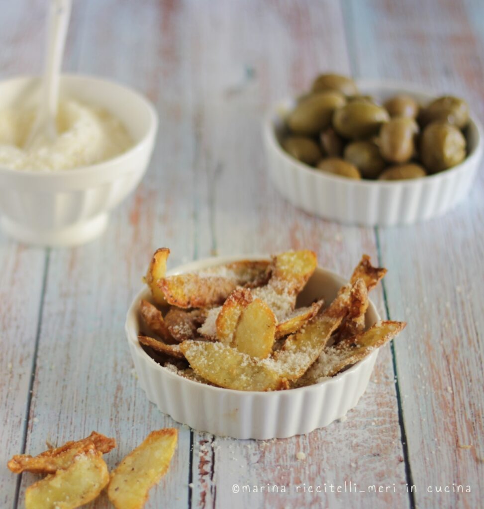 bucce di patate cacio e pepe